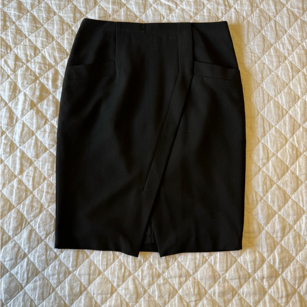 Elegant Black Pencil Skirt